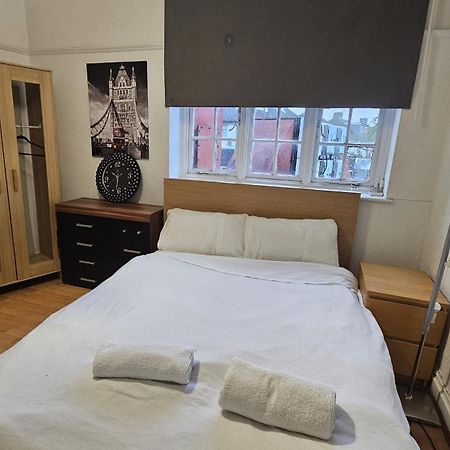 London Edgware Station Apartment 外观 照片